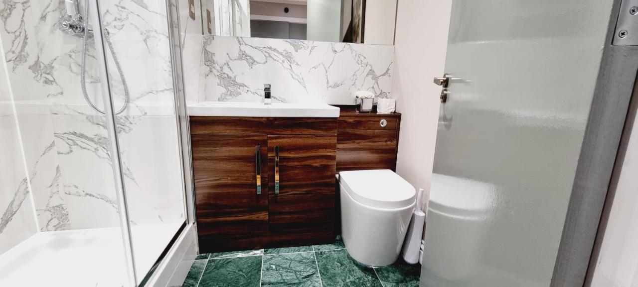 Double King Suite, Canary Wharf Waterfront London Exteriör bild